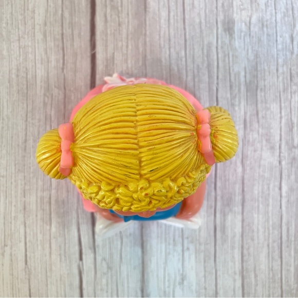 Vtg Cabbage Patch Kid 1983 Plastic Vinyl Bank Blonde Girl Pink Dress Blue Eyes - Picture 6 of 8
